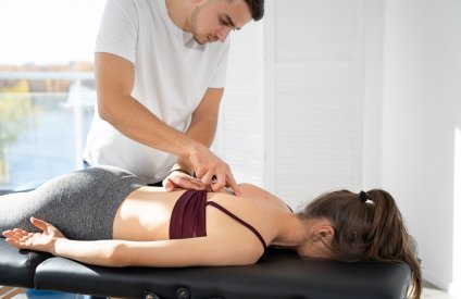 5 Signs Your Back Pain Shouldn't Be Ignored